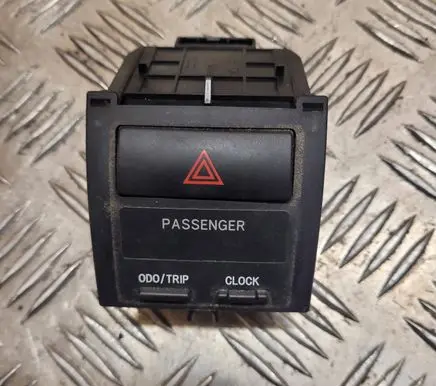 Toyota Yaris Hazard light switch