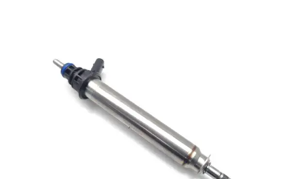 Mercedes-Benz A W176 Fuel injector A2560700187 0261500397