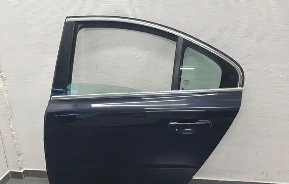 Volvo S80 Rear door