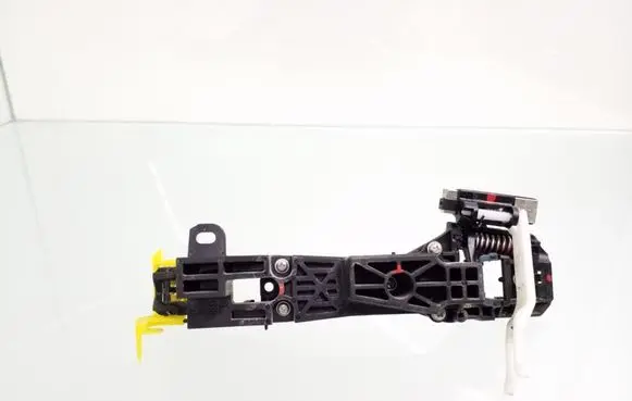 Rear door exterior handle/bracket