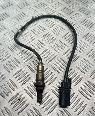 Audi A3 S3 8P Lambda probe sensor 03L906262A