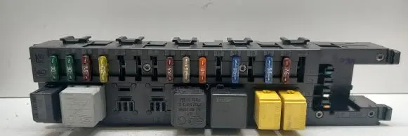 Mercedes-Benz C W203 SAM control unit A2035453201 2035453201