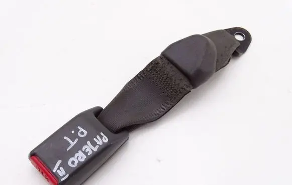 Mitsubishi Pajero Seat belt trim 