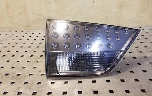 Mitsubishi Outlander Tailgate rear/tail lights 1146356L