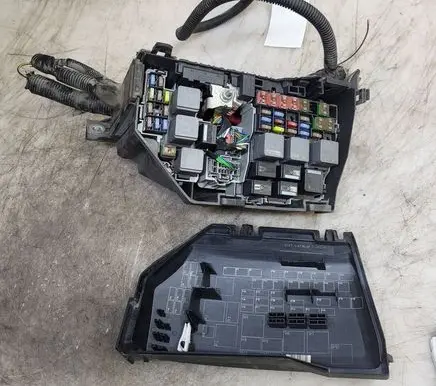 Ford Mondeo MK IV Fuse box set 6G9T14A076AF 6G9T14A067AB
