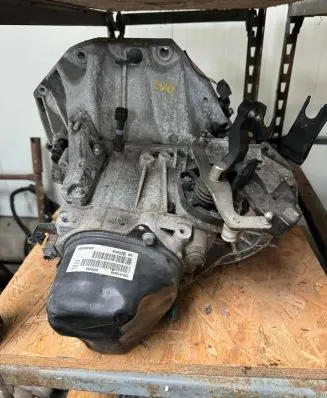 Nissan Note (E12) Manual 5 speed gearbox 320101284R 892020V1