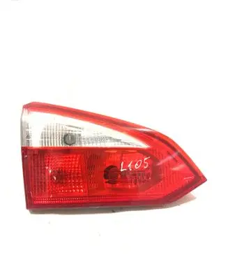 Ford Focus Tailgate rear/tail lights 8M5113A603BE