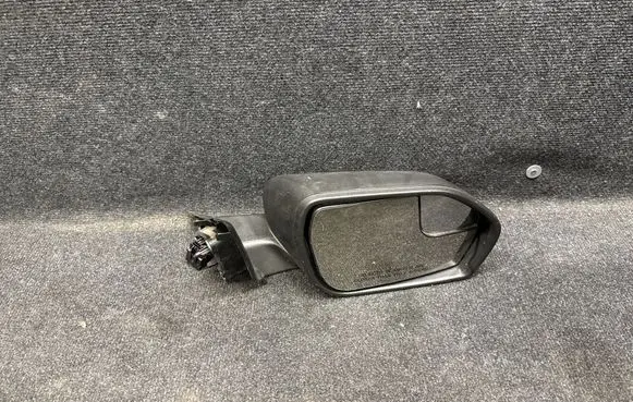 Front door electric wing mirror