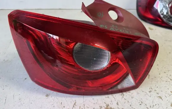 Seat Ibiza IV (6J,6P) Rear door