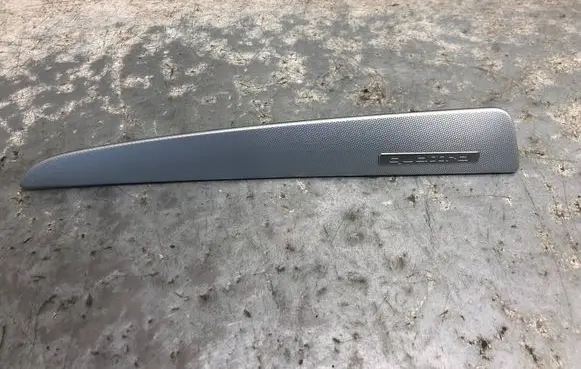 Audi Q5 SQ5 Dashboard glove box trim 8R1853190