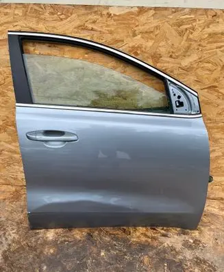 KIA Sportage Front door 