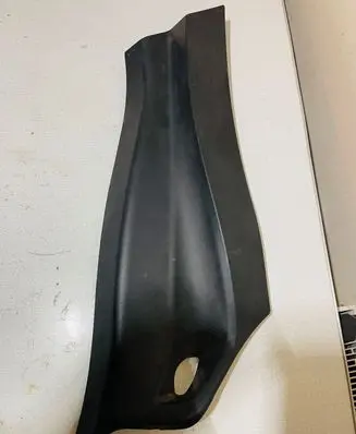 BMW X1 F48 F49 (C) pillar trim 51437326836
