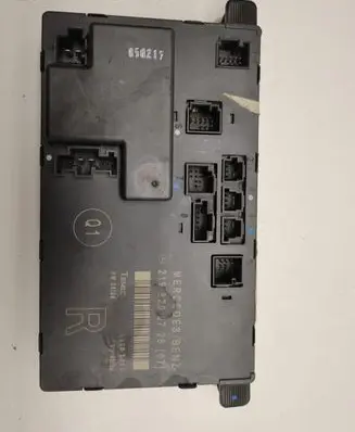 Mercedes-Benz CLS C219 Door control unit/module A2198200726