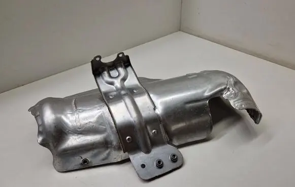 BMW 2 Active Tourer U06 Exhaust heat shield 9894940