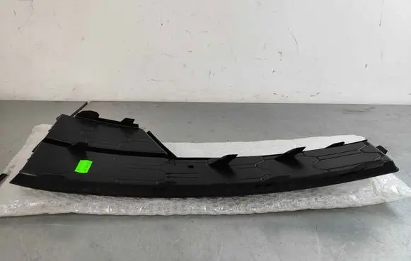 Skoda Octavia Mk3 (5E) Front bumper lower grill 5e0807682f9b9