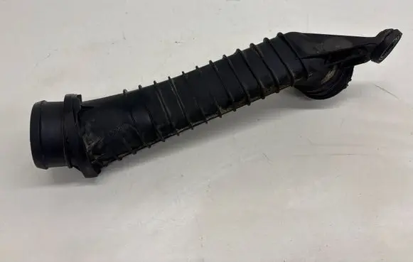 Volkswagen Bora Intercooler hose/pipe 1J0145840G