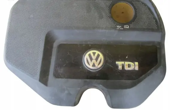 Volkswagen Golf IV Engine cover (trim) 038103925E