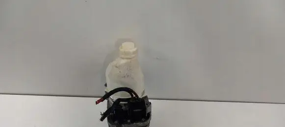 Opel Astra H Power steering pump
