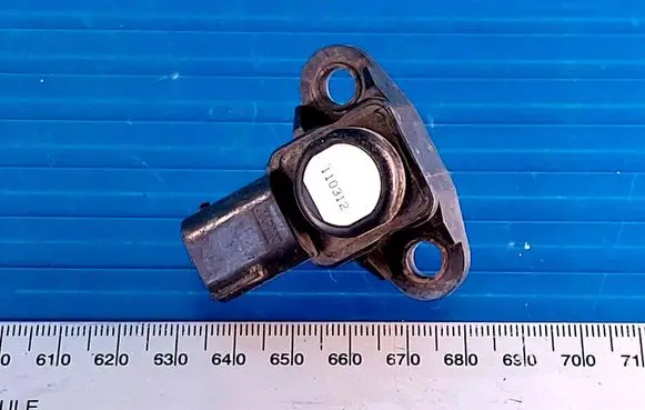 Mercedes-Benz E W211 Air pressure sensor A0051535028
