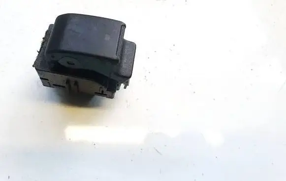 Toyota Corolla Verso AR10 Electric window control switch 848100f010 84810-0f010