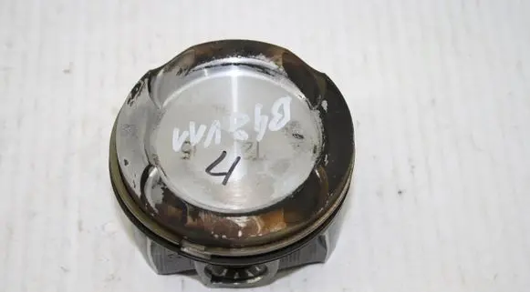 BMW X1 U11 Piston 11255A27AC3 5A27AC3