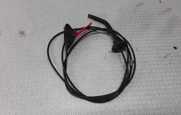 Engine bonnet/hood lock release cable