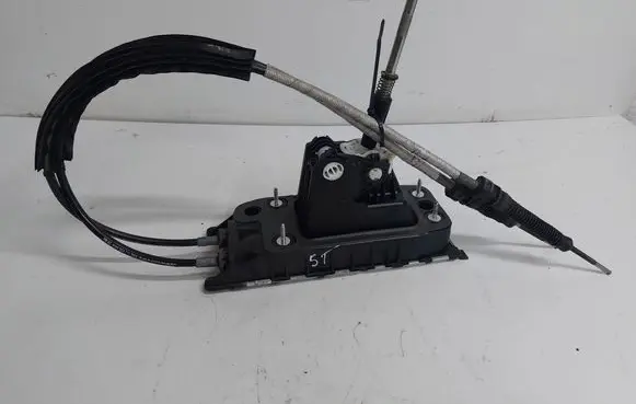 Volkswagen Touran III Gear selector 5QA711049G