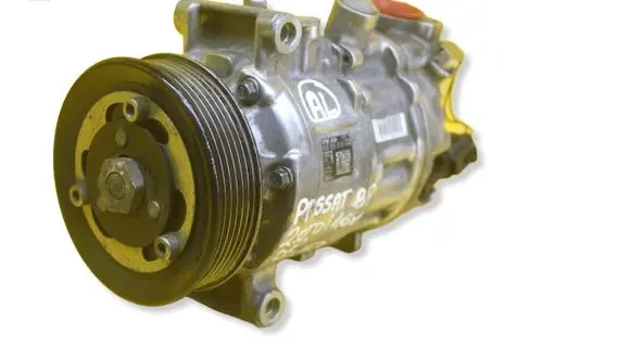 Volkswagen PASSAT B8 Air conditioning (A/C) compressor (pump) 5Q0820803F