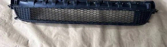 Renault Trafic III (X82) Front bumper lower grill 622544919R