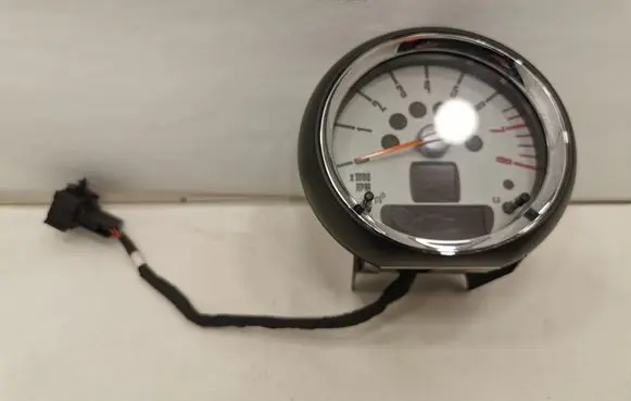 Mini One - Cooper Coupe R56 Tachometer 9201395541