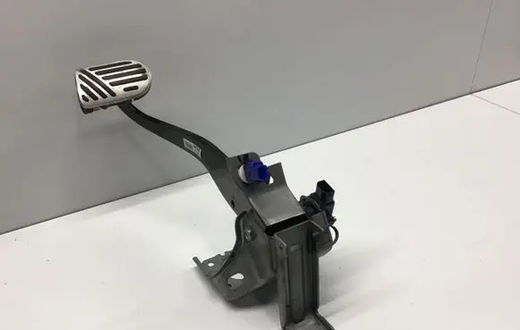 Hyundai Ioniq 5 Brake pedal 32800GI910