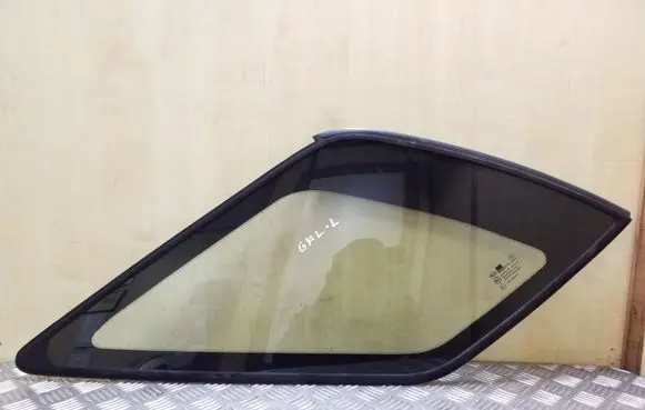 KIA Sorento Rear side window