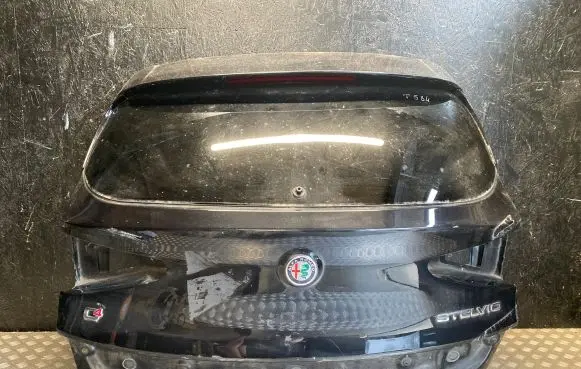 Alfa Romeo Stelvio Tailgate/trunk/boot lid