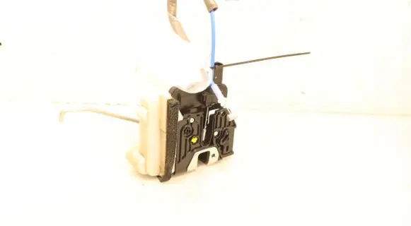 KIA Rio Rear door lock C3RL