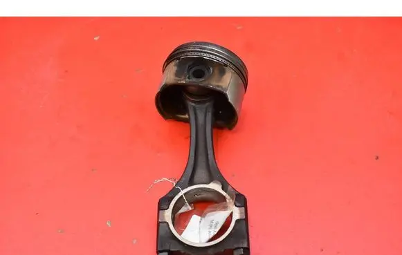 Opel Astra H Piston 90424246
