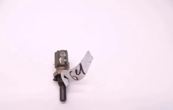 Volvo S60 Coolant temperature sensor 8653103 D64