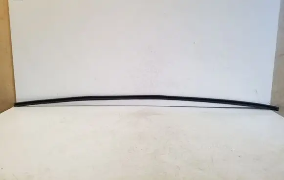Jaguar XJ X351 Rubber seal tailgate window/glass AEAS024214