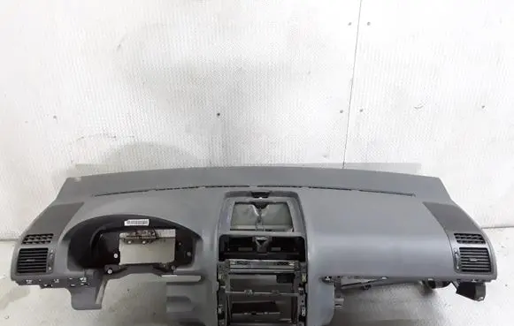 Volkswagen Touran I Dashboard