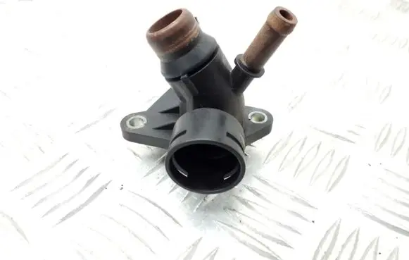 Audi A6 S6 C7 4G Engine coolant pipe/hose 06H121132H