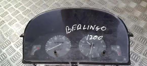 Citroen Berlingo Speedometer (instrument cluster) 9630166780 09021490065
