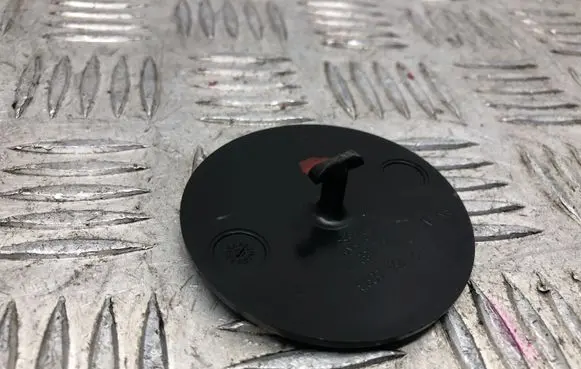 BMW 5 F10 F11 Floor mat clip fixing clamp 91666093 10648011