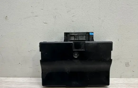 Volkswagen Touareg II Gateway control module 7P6907530C 7P6907530A