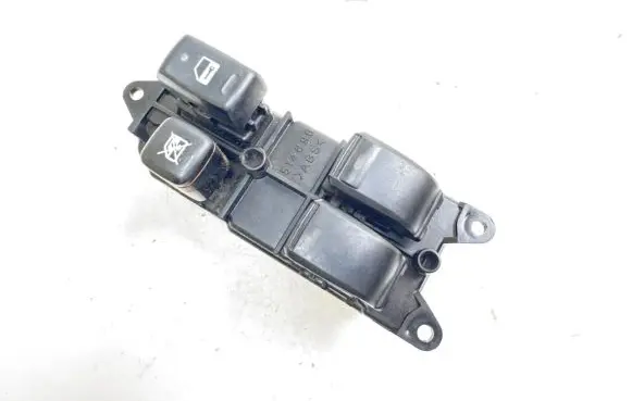 Toyota Corolla Verso E121 Electric window control switch 8404013050