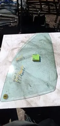 Volkswagen Golf IV Front door window glass four-door 1212123