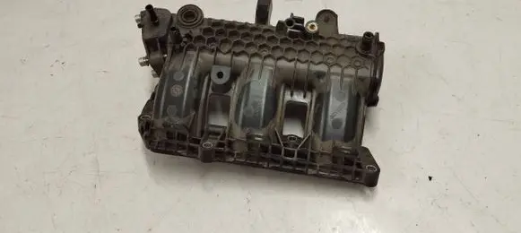 Citroen C3 Aircross Intake manifold 9842272880