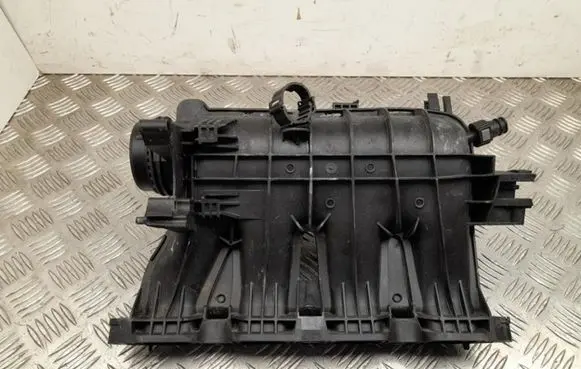 Volkswagen Golf VIII Intake manifold 05E129709F