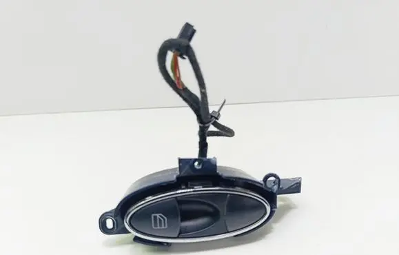Mercedes-Benz E W211 Electric window control switch E5010034531000