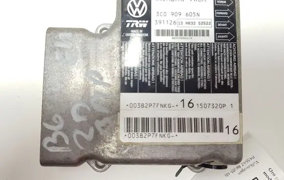 Volkswagen PASSAT B6 Airbag control unit/module 3C0909605N