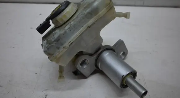 Audi A8 S8 D4 4H Master brake cylinder 11T020 72288006 037906283C