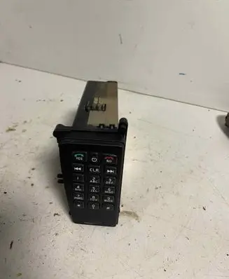 Volvo S60 Phone keyboard 30752243 438405100423 2204384A